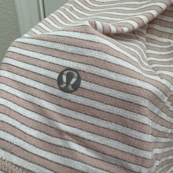 Lululemon tank top - Picture 3 of 3